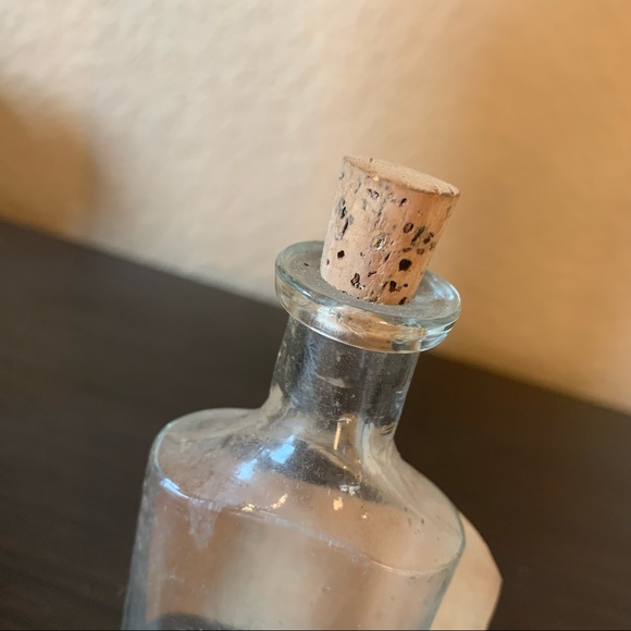 Antique apothecary carbolic acid poison antidote glass bottle - Picture 5 of 9